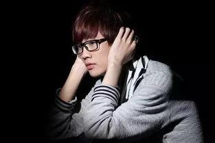 许嵩爆料八卦新闻视频,娱乐圈那些不为人知的八卦故事 第2张 许嵩爆料八卦新闻视频,娱乐圈那些不为人知的八卦故事 第2张